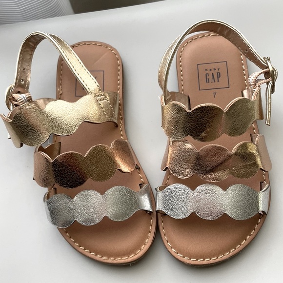 GAP Other - Baby Gap Scalloped Metallic Sandals